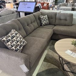 [OM] 🟪 Only $45 initial then take it home 🏡 Brand New  Mahoney 2 Piece Sectional With Chaise