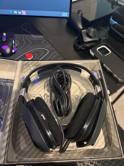 Astro A40s TR headsets