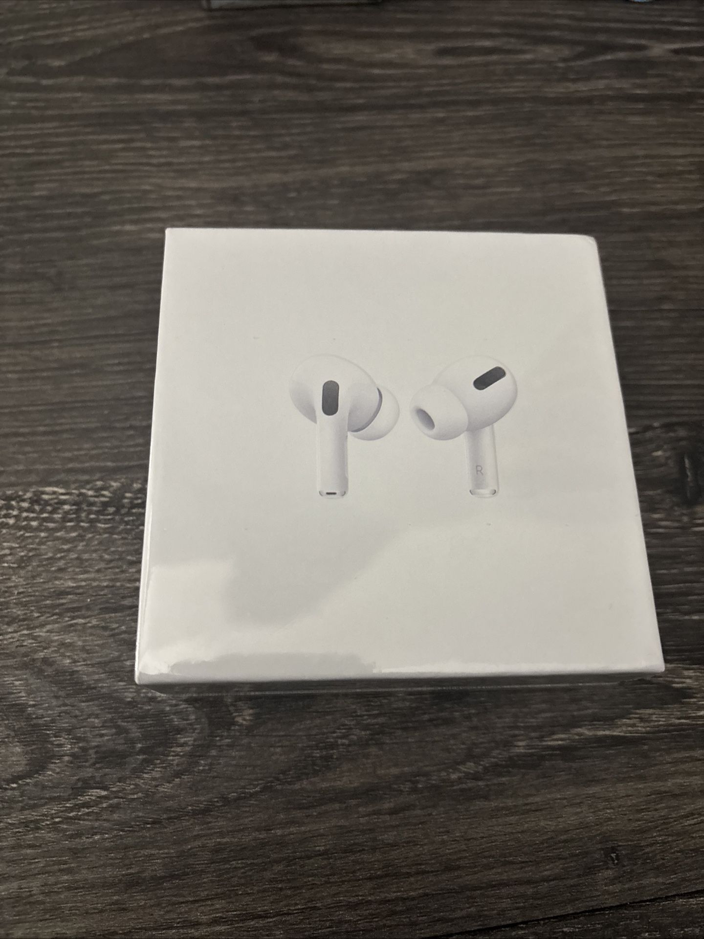 AirPods Pro With MagSafe Charging Case