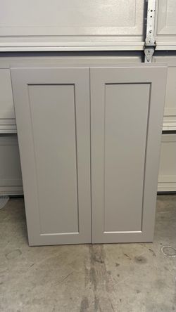 Kitchen shaker cabinet