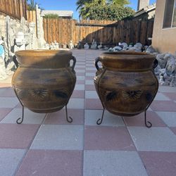 New Flower Pots Made Out Of Clay 