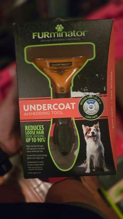 FURminator deshedding tool