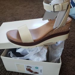 Target Brand Beige Women Wedges 9 1/2