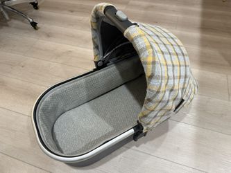 Uppa Baby Bassinet 
