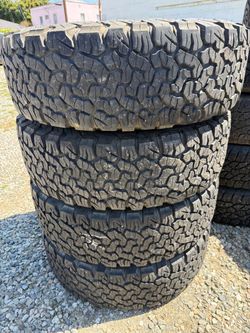 285/75r16 Bfgoodrich ko2 tires en excelentes Conditiones de Vida las 4