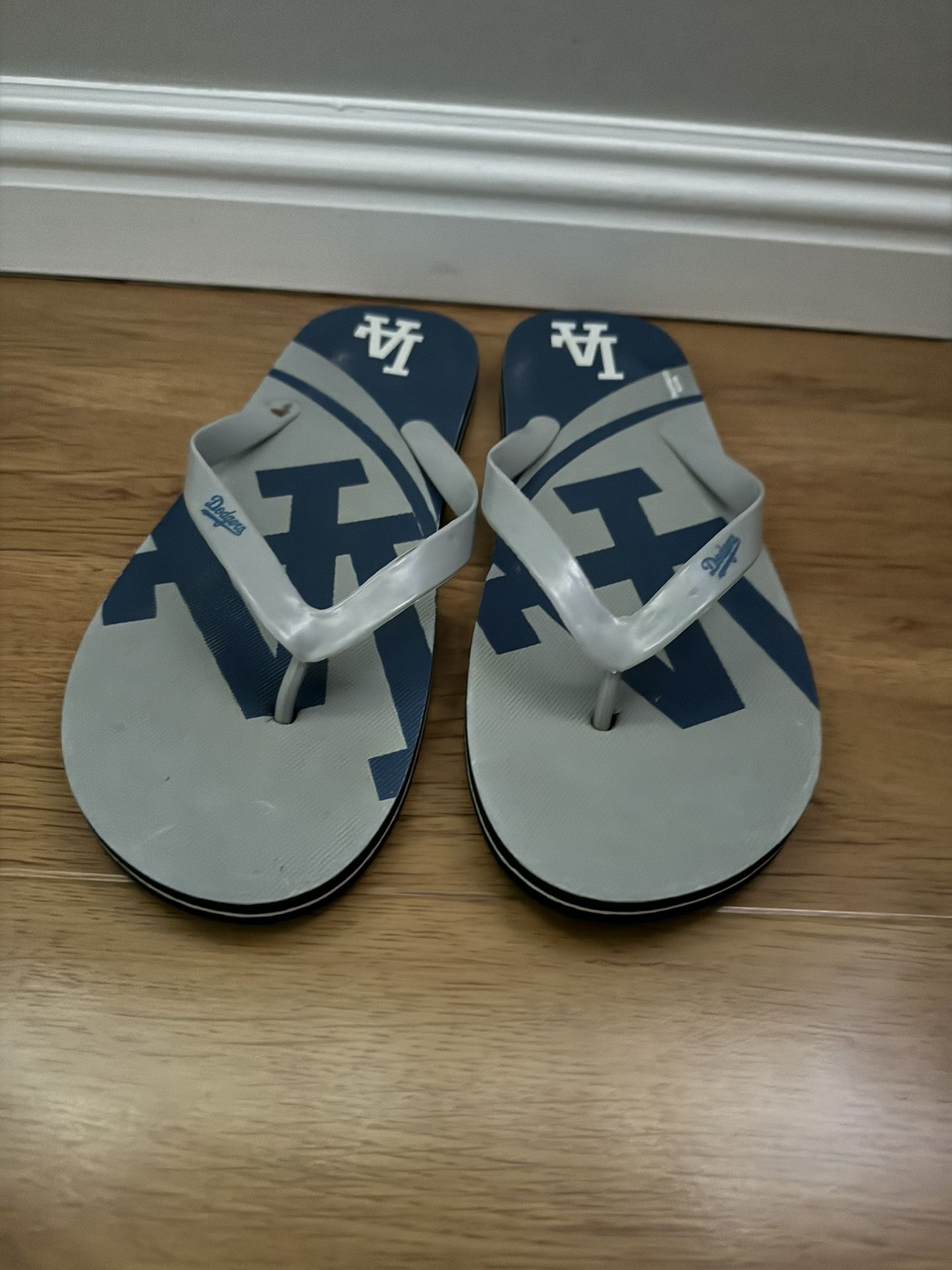 Men’s Dodger’s - Size L