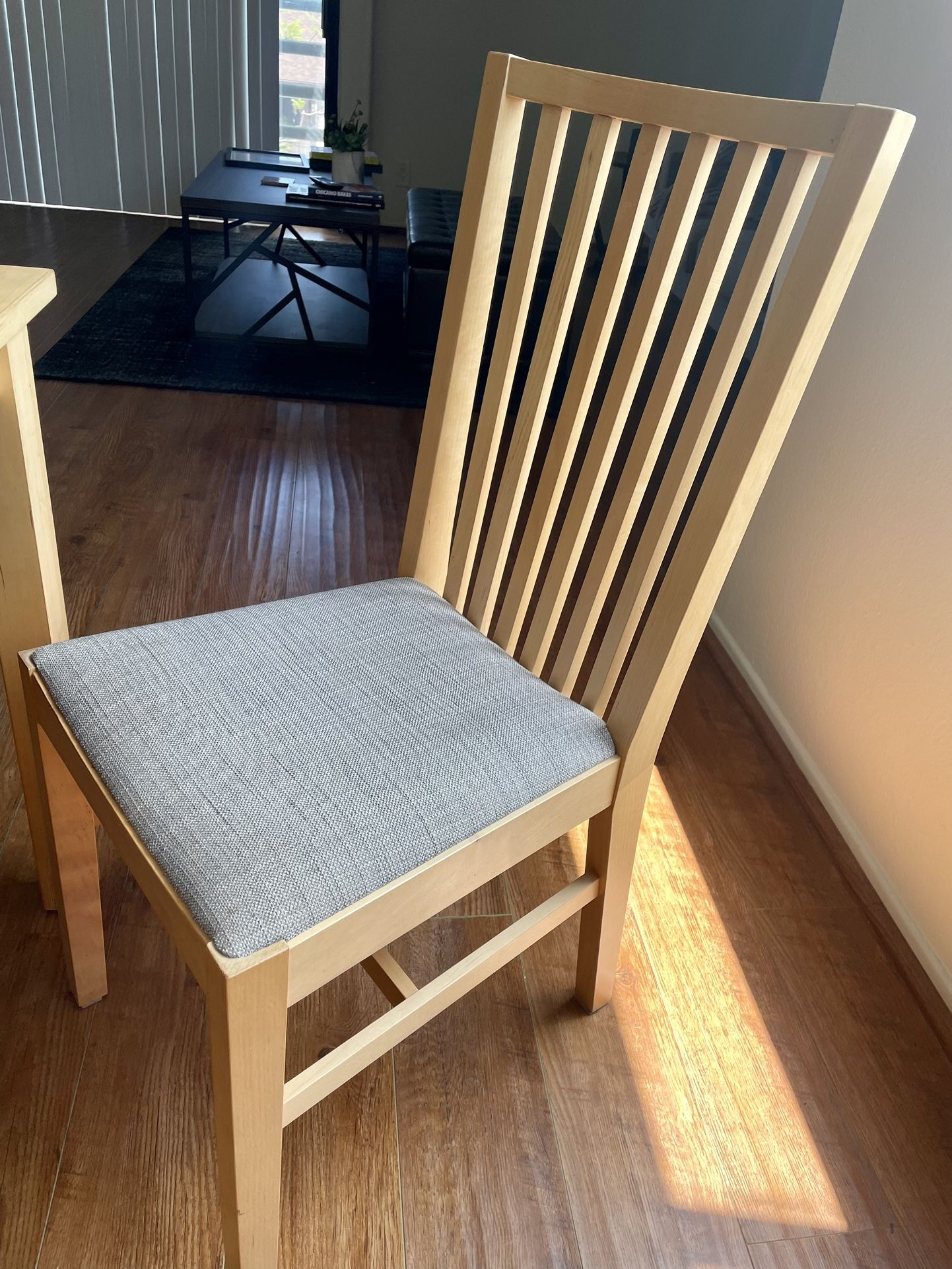 Free Dining Room Table And Chairs for Sale in Los Angeles, CA OfferUp