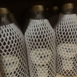 Lot Of 8 25th Anniversary Pure white From Aruba
