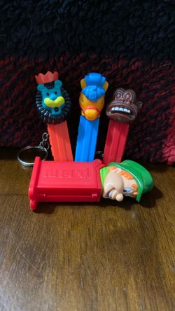 Vintage Keychain Pez Holders With Lucky Pez Holder