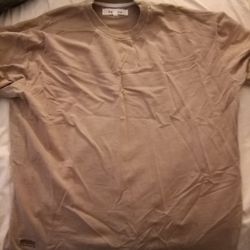 Barely Used PacSun Basic T-Shirt (Size Large)
