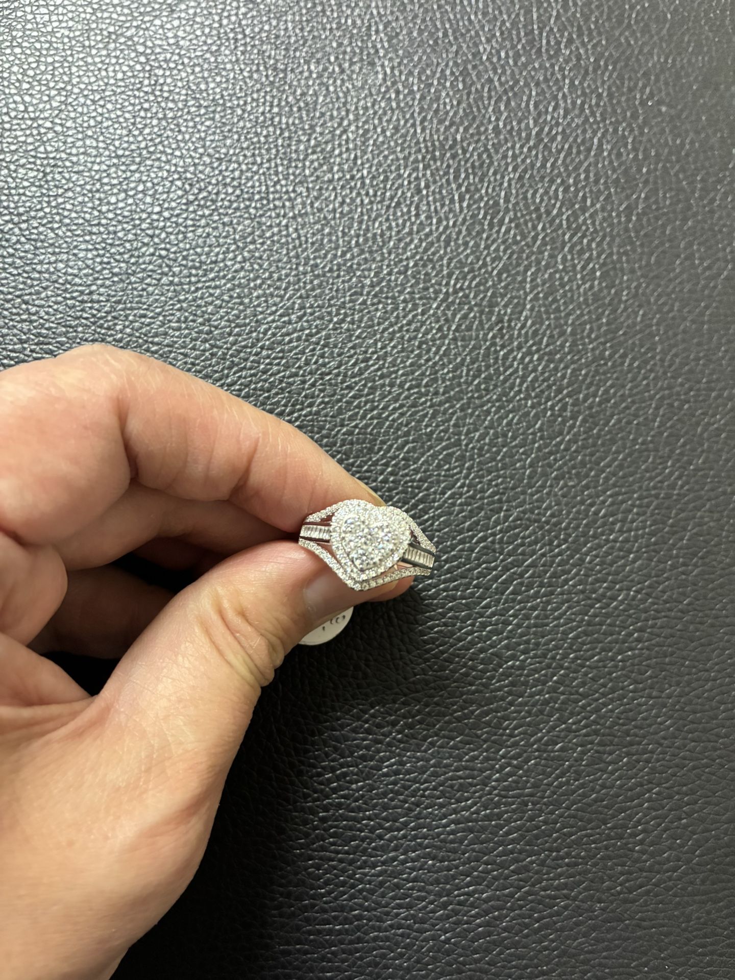 925 Sterling Silver heart Ring.