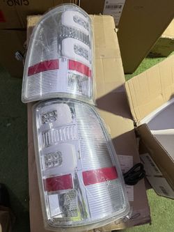 Rear Tail Light for 07-14 GMC Sierra 1(contact info removed)HD 3500HD, Driver&Passenger Side Dual C-Tube 3D LED Brake Lamp, Chrome Clear
