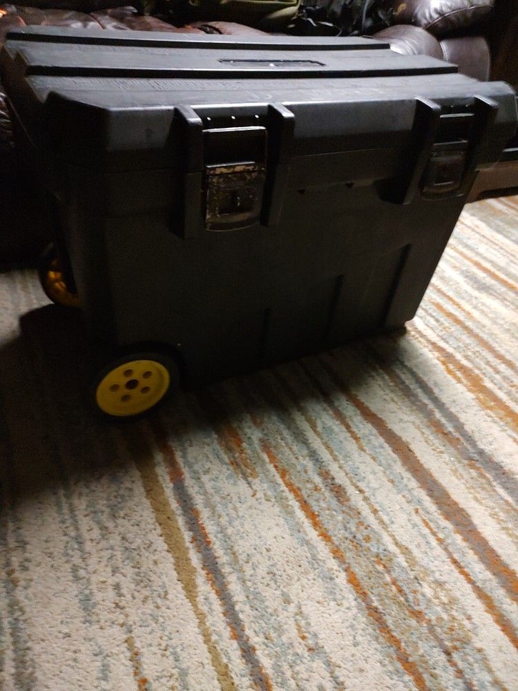 DeWalt Roll Box