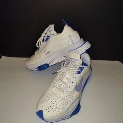 Nike Air Zoom Type White Racer Blue Game Royal DH0(contact info removed)19 Size 9 Sample Shoes.