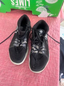Kyrie Basketball shoes