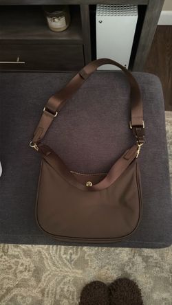 Lululemon purse