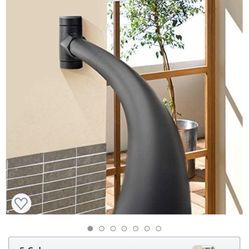 curved shower rod