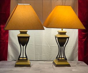 2 set of table lamps