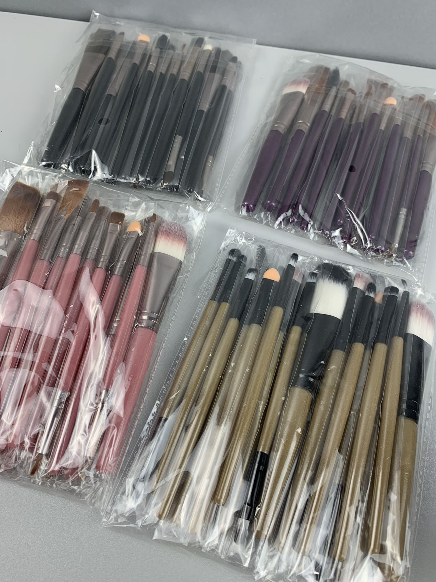 X72 Makeup Brushes  X4 Color Sets