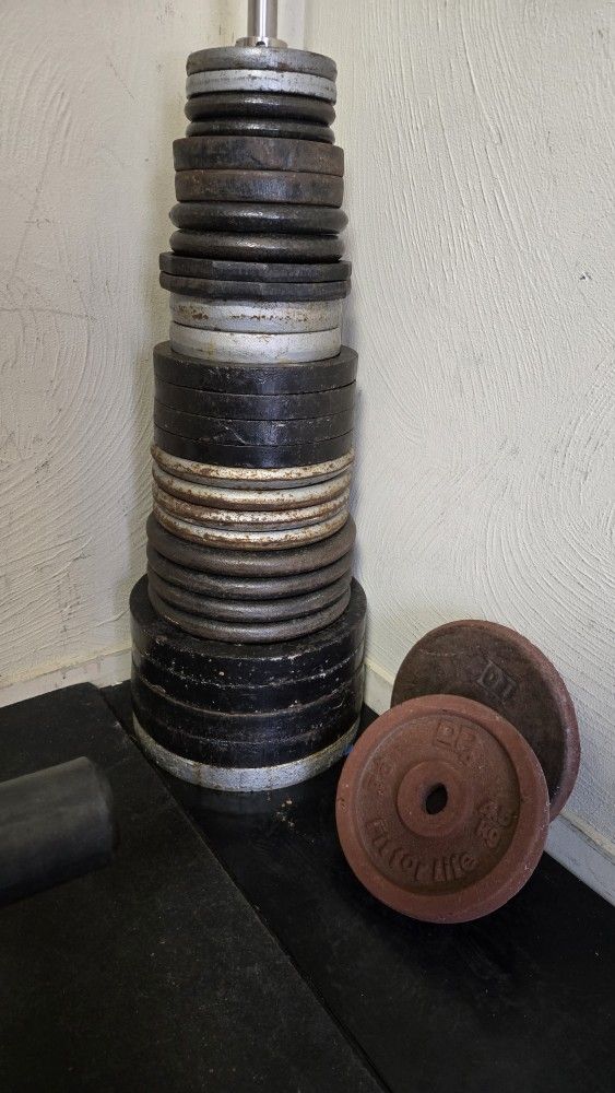315 Pounds Of Standard Weights
