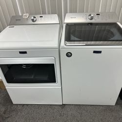 Maytag Washer And Gas Dryer Set