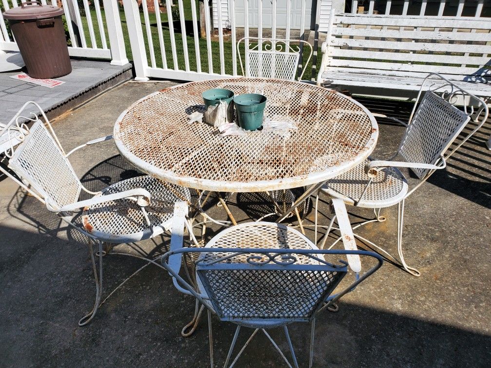 Metal Patio Set, Large Table & 4 Chairs