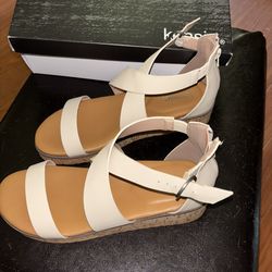 Women's Open Toe Sandals size 10 Low Wedge Cork Platform Sandals Kensie off white Ivory Cream Shoe ankle strap closed zip heel