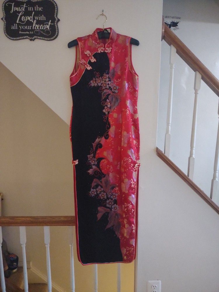 Traditional Red And Black Dress