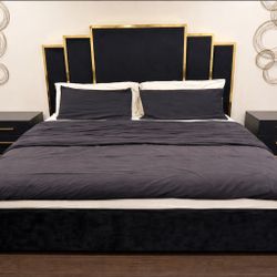King Bed + Dresser & 2 Nightstands 