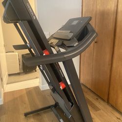 Treadmill ifit $500.00