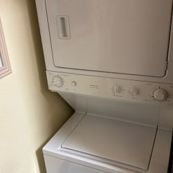 General Electric Stacking Washer And Dryer