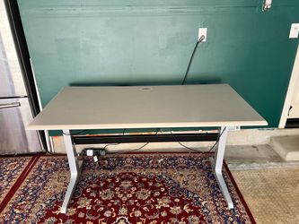 Electric Standing Desk
