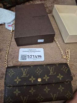 Louis Vuitton clutch/wallet with coa. Amazon has the same one for $575.00