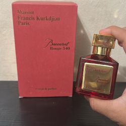 Baccarat Rouge 540 colognes
