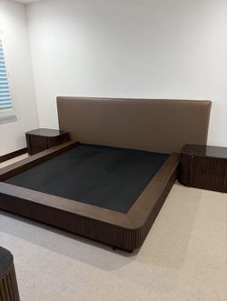 King Bedroom Set, Unused, High-End