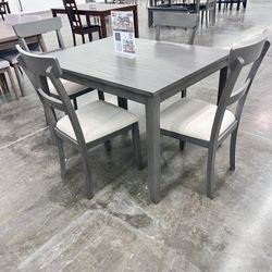 Bonito Comedor De Madera Nuevo En Su Caja 