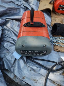 2 ton electric chain hoist.