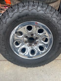 Only one Chevy Crome / whit tire