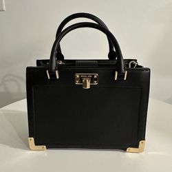 Women’s leather Handbag Black