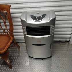 Honeywell Swamp Cooler Must Sell Now No Room For It Working Great $25
