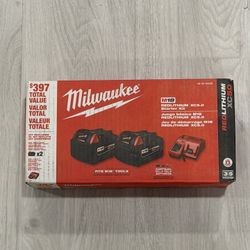 Milwaukee M18 REDLITHIUM XC5.0 Starter Kit (2 Batteries + Charger)