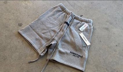 Dark oat essential shorts