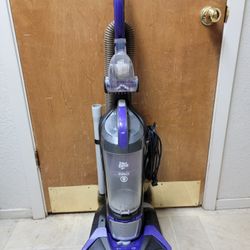 Dirt Devil Vacuum