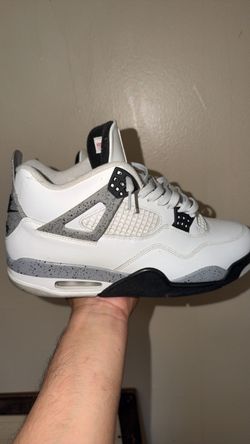 Air jordan 4 (white cement 2025) 10.5 men