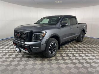 2021 Nissan TITAN