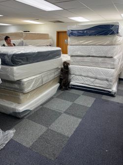 Christmas Comfort Countdown – Year-End Mattress Offers