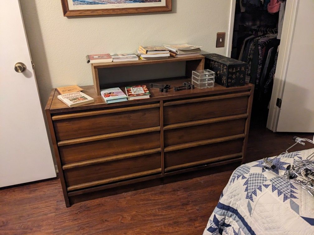 Estate Sale!! 99th Ave And Beardsley. 8/26 8am for Sale in Sun City, AZ