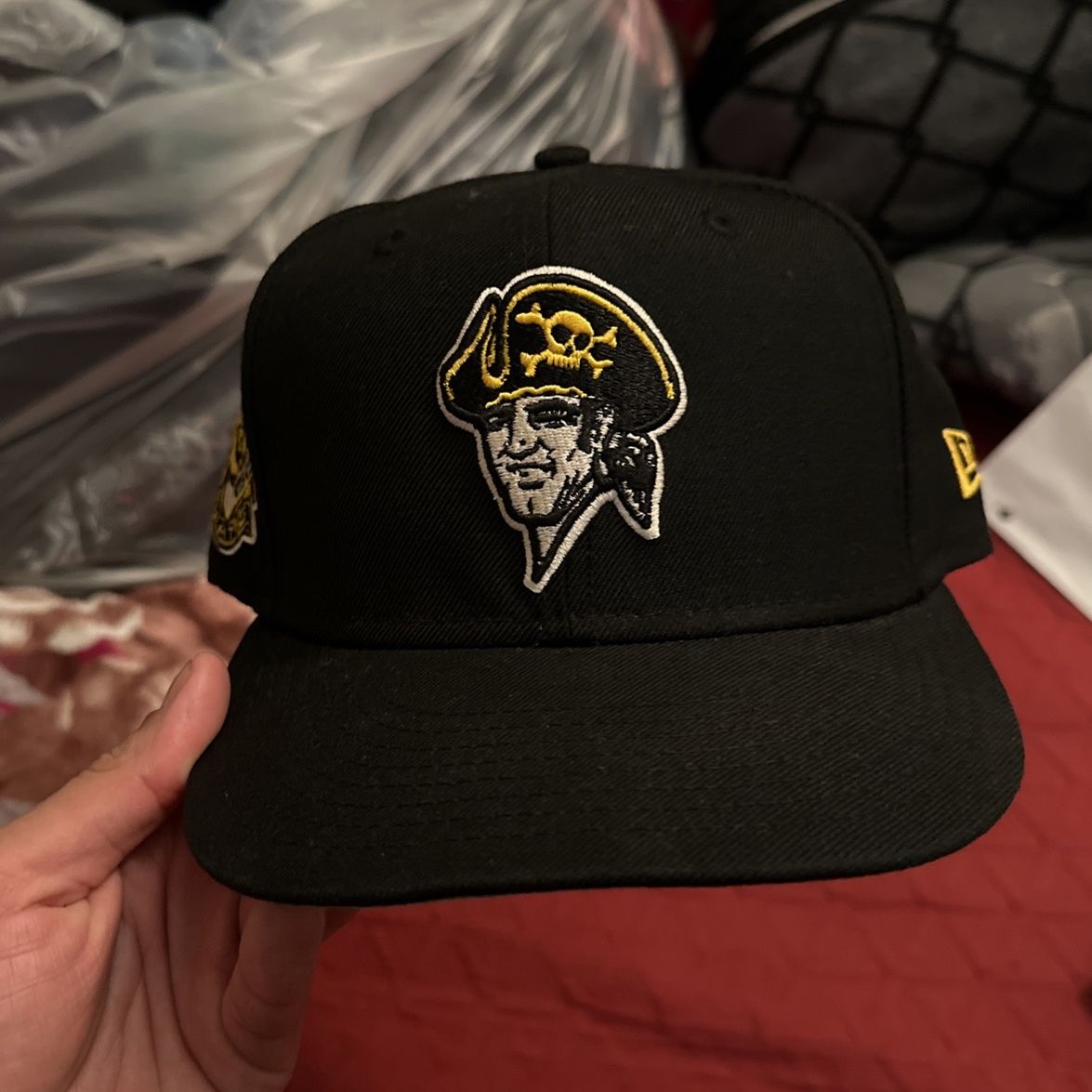 Pittsburgh Pirates Fitted Hat for Sale in Corral De Tie, CA - OfferUp