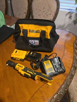 DEWALT WRENCH