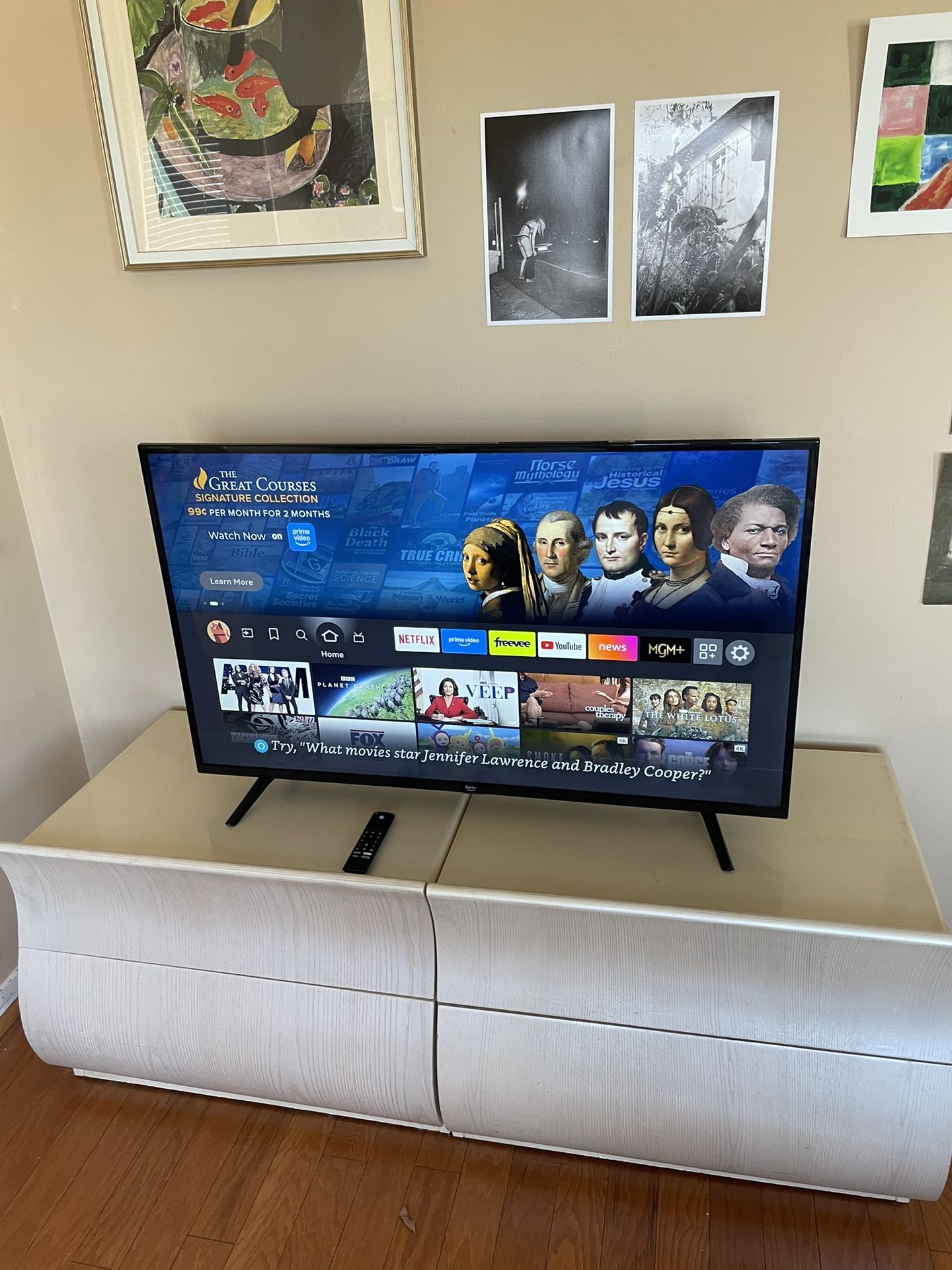 Amazon Fire TV - 38 Inches - 4-series